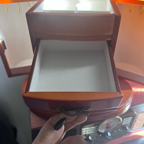 Jewelry Box - Picture 5 of 8